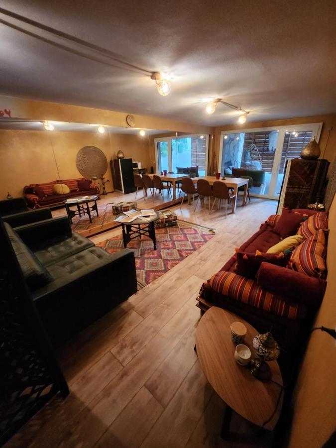 Chez Pipo Panzió Conthey Kültér fotó